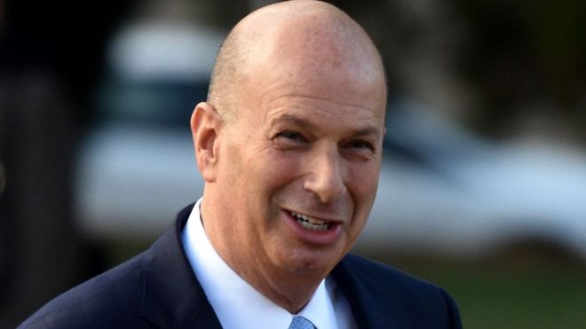 Beaky Buzzard as Gordon Sondland