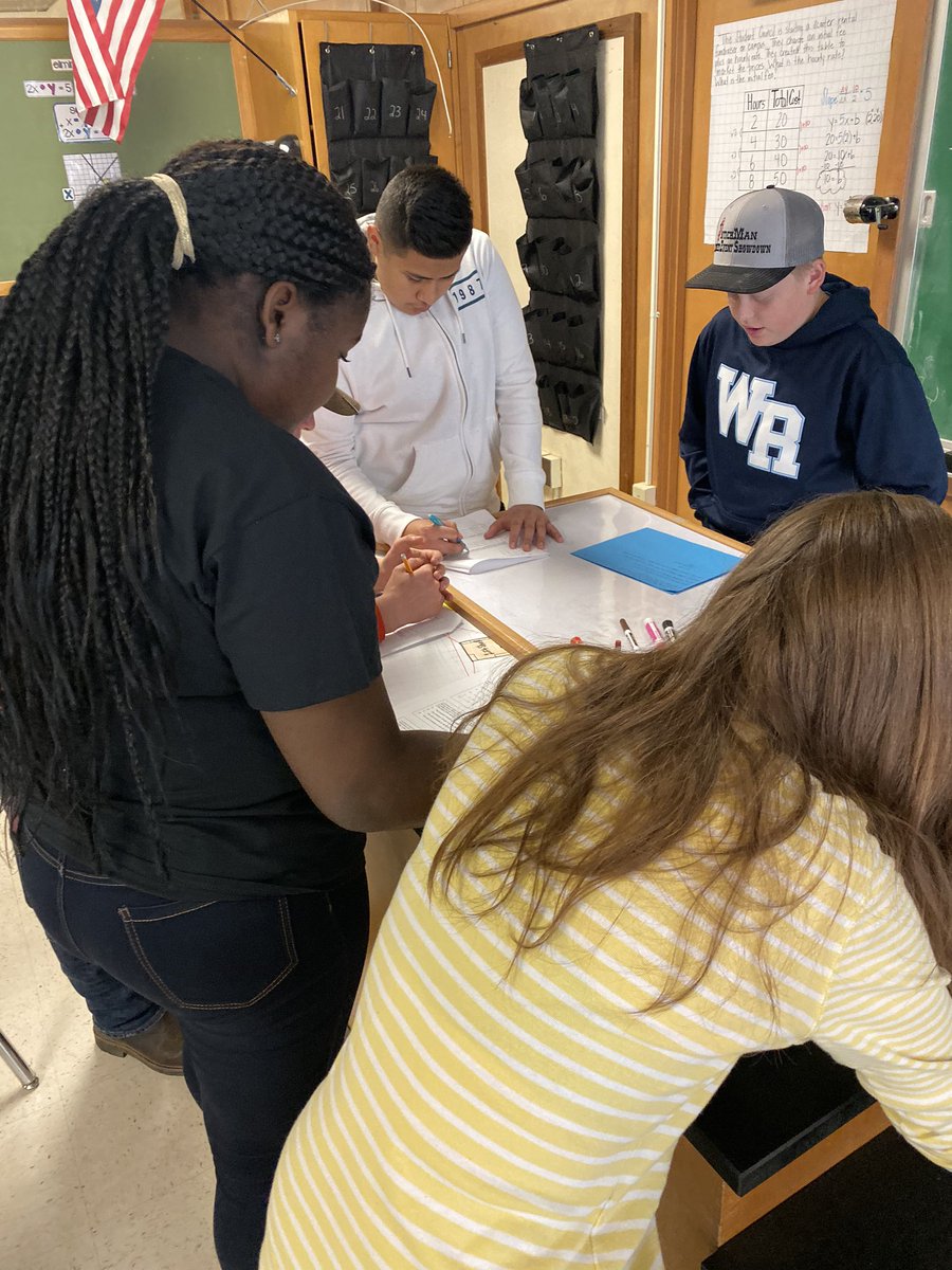 MrsRary's tweet photo. When students become teachers. Today scholars are breaking down word problems and giving peer reviews in foundations of math 1! @WRFalcon #studentteachers #togetherwecan https://t.co/fCJ1uAFA5Q