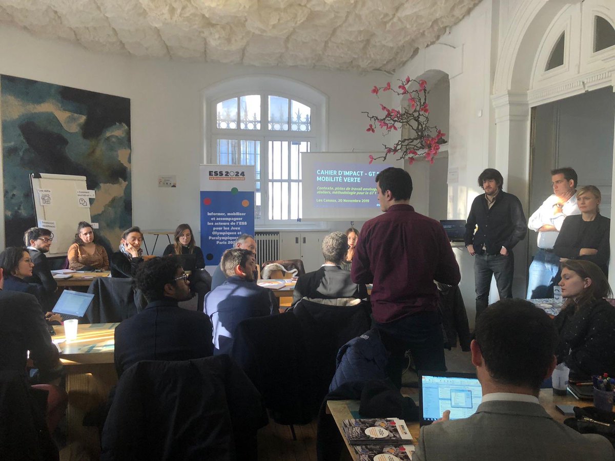 ESS2024's tweet photo. [#SOURCING] - Une trentaine d’acteurs #ESS et #institutionnels participent au 1er groupe de travail sur la #mobilité verte. L’objectif, rappelé par @OuiShare, est de préparer la mobilité pendant les Jeux de @Paris2024 et de pérenniser les solutions 🚙🚲🛴
@Amadea_k @SOLIDEO_JOP https://t.co/QT9SQrMEI2