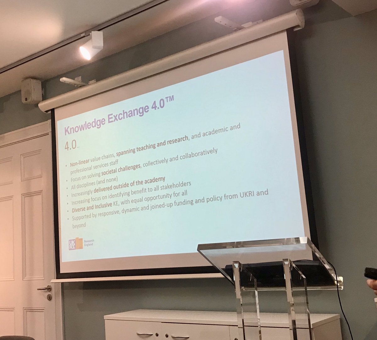 suzietcce's tweet image. Are we ready for #knowledgexchange 4.0?  Still lots to do in terms of measuring #social #impact, voice of the user and #EDI @InfoTCCE #KEF