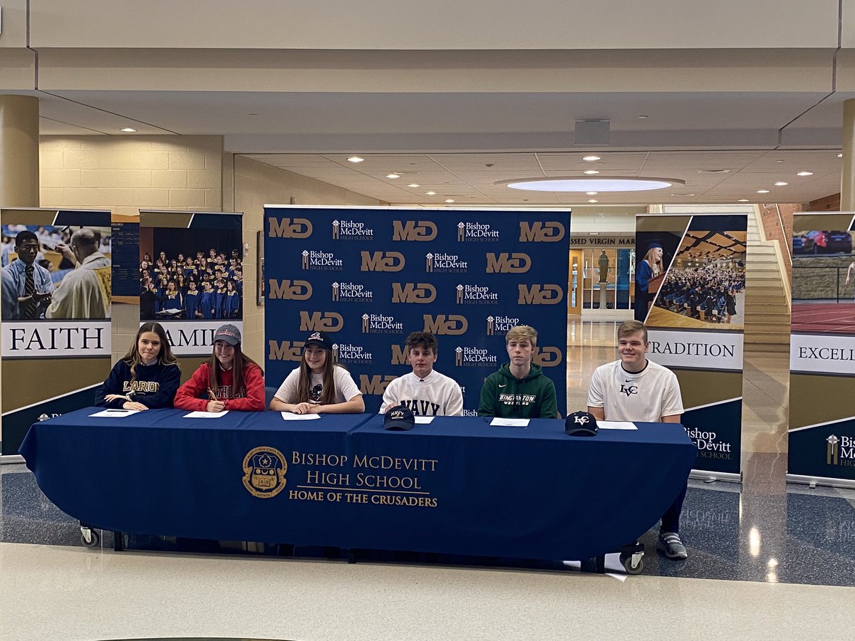 Proud of our 6 seniors who signed today to their perspective schools!

#bishopmcdevitt #blueandgold #crusaders #crusadersforlife #seniors #proud #tradition #continuemakingusproud