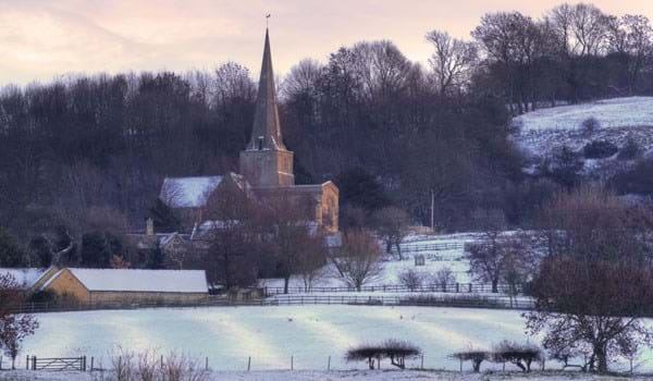 As the nights draw in and traditional market towns adopt a slower pace, Cirencester is a charming escape for the winter months and the perfect spot to Take It All Inn ❤️

Read more at socsi.in/or6BF  

#takeitallinn