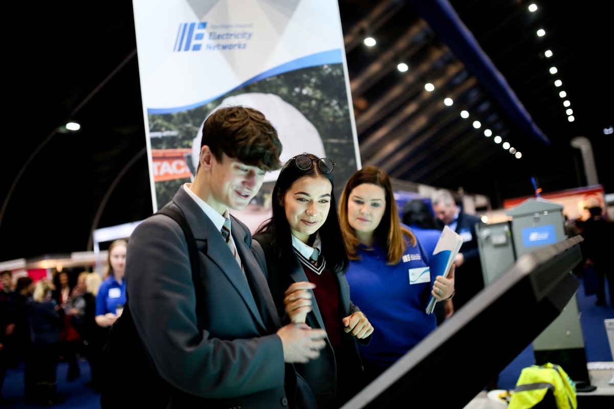 Skills_NI's tweet image. What an amazing first day at Skills Northern Ireland 2019 - thank you to all our visitors and exhibitors. We can’t wait to do it all again tomorrow #skillsni #getworkready #futureskills #careergoals