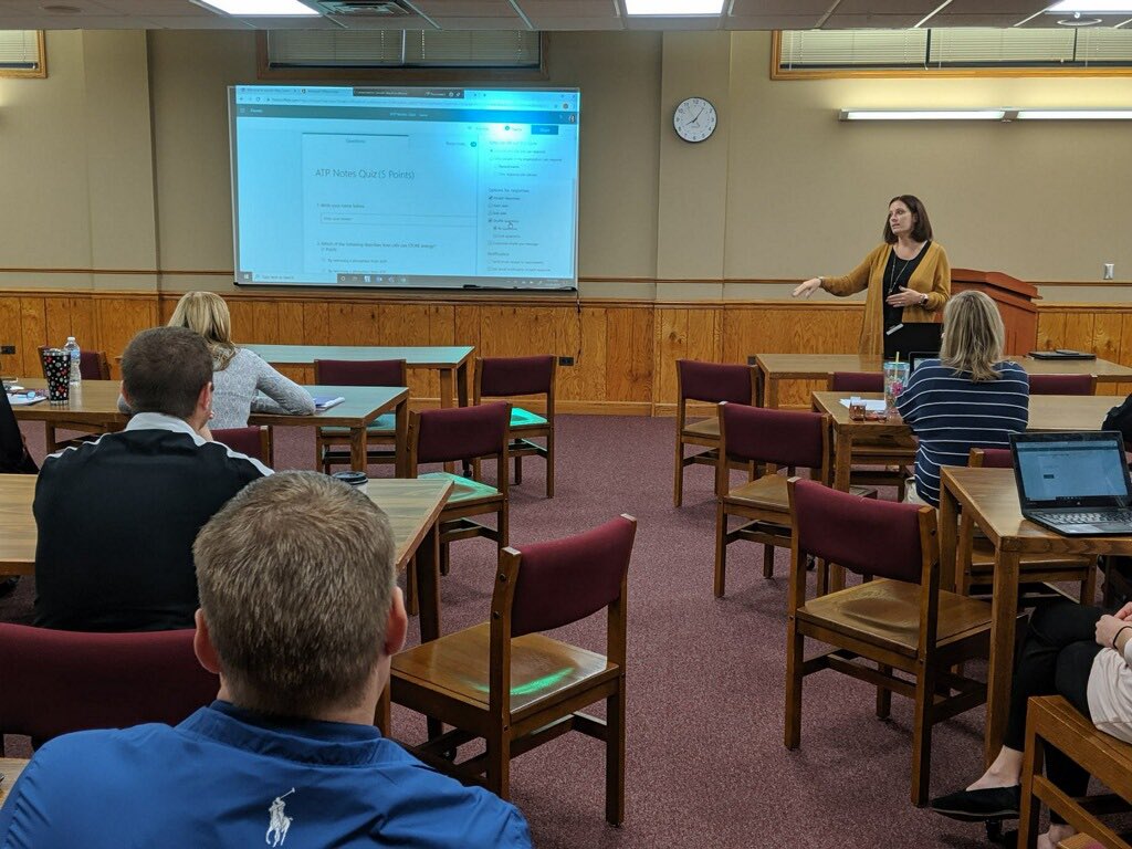 LWDistrict210's tweet image. Mr. Shaughnesy, Ms. Reis, and Mrs. Starklauf presented to Lincoln-Way Central teachers this morning on how they use Microsoft Forms.  #teachershelpingteachers #professionaldevelopment #technologysharing @LWCentralKnight
