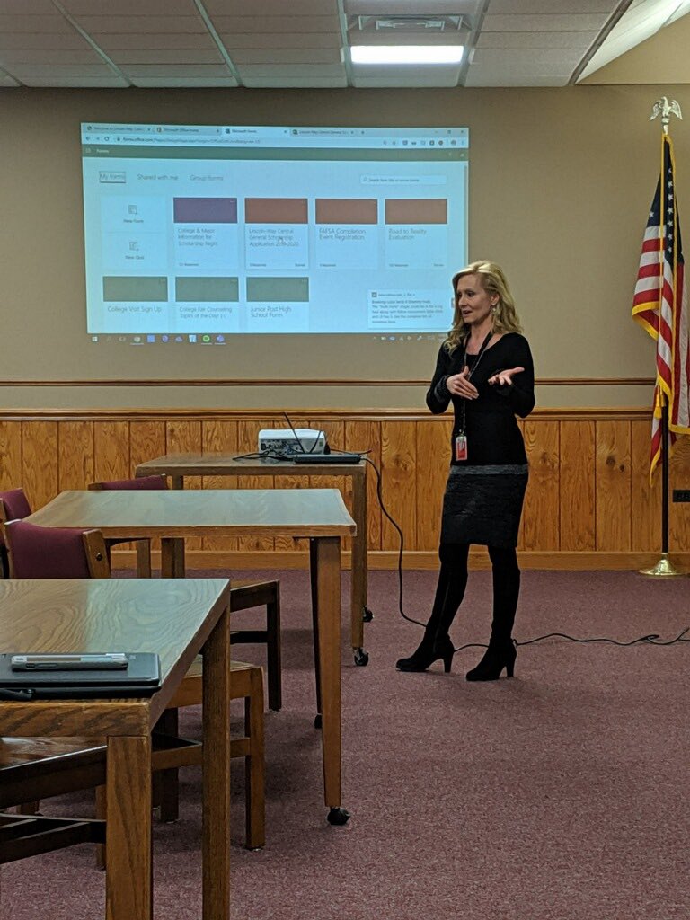 LWDistrict210's tweet image. Mr. Shaughnesy, Ms. Reis, and Mrs. Starklauf presented to Lincoln-Way Central teachers this morning on how they use Microsoft Forms.  #teachershelpingteachers #professionaldevelopment #technologysharing @LWCentralKnight