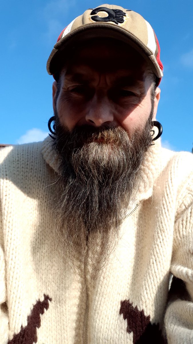 DucktheRoofer's tweet photo. Morning Everyone!
I'm almost back to my normal self
It's a beautiful sunny morning here & alot of my stress is gone but not all
Things are going to get better!
#DuckTales #ADayintheLifeofDuck #NeverQuit #StayTrue #StonerFam #migrationofDuck #NoParticularPlacetoGo https://t.co/r2zH9SWyse
