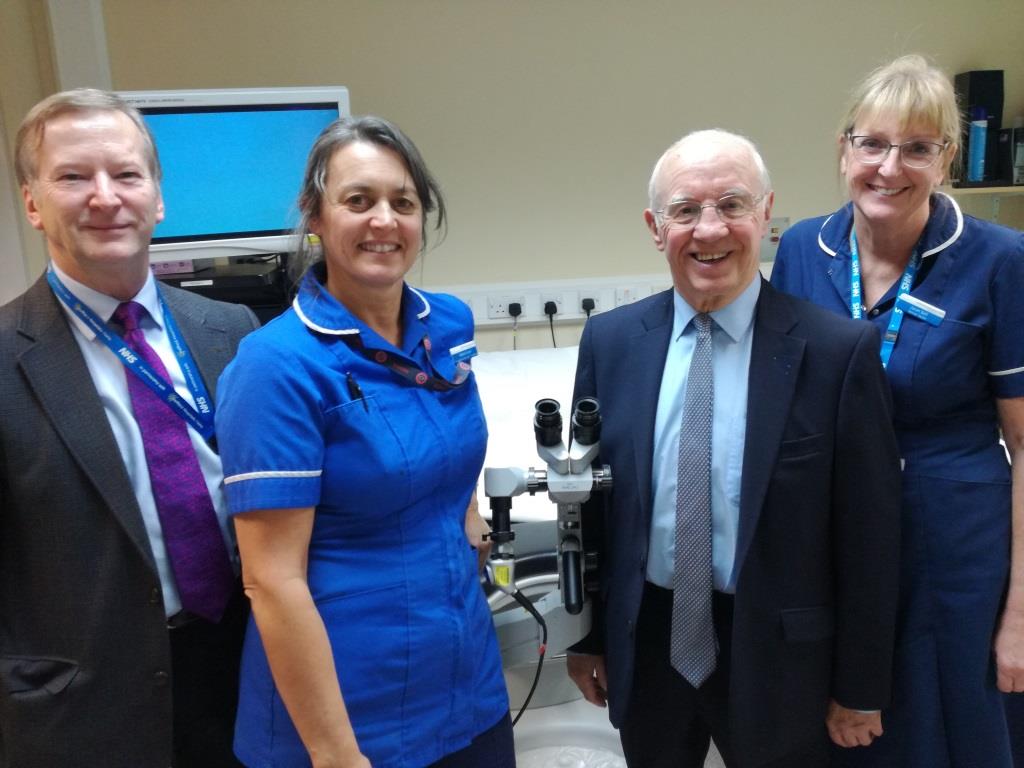 Today we welcomed ex #swfc player Willie Henderson to Jessops, where he presented us with a brand new colposcope. Willie is continuing with charitable work established by his daughter Michelle, who died from cervical cancer aged just 28. Full story: facebook.com/SheffieldTeach…