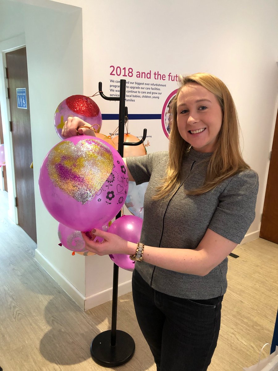 DelinianHH's tweet photo. Check out the lovely homemade decorations that some of our employees helped create for the holiday season at @HavenHouseCH #crafting #glitter #charity #christmas #christmasfair #decorations #volunteering https://t.co/w1saOTPiXv