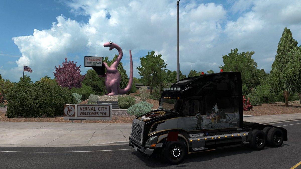 mishogeografa11's tweet photo. Vernal City or Jurassic City?
I prefer the second one @SCSsoftware .
#UtahDLC #ATS
@VolvoTrucksNA @TruckersFM https://t.co/EhzQuHPYwS