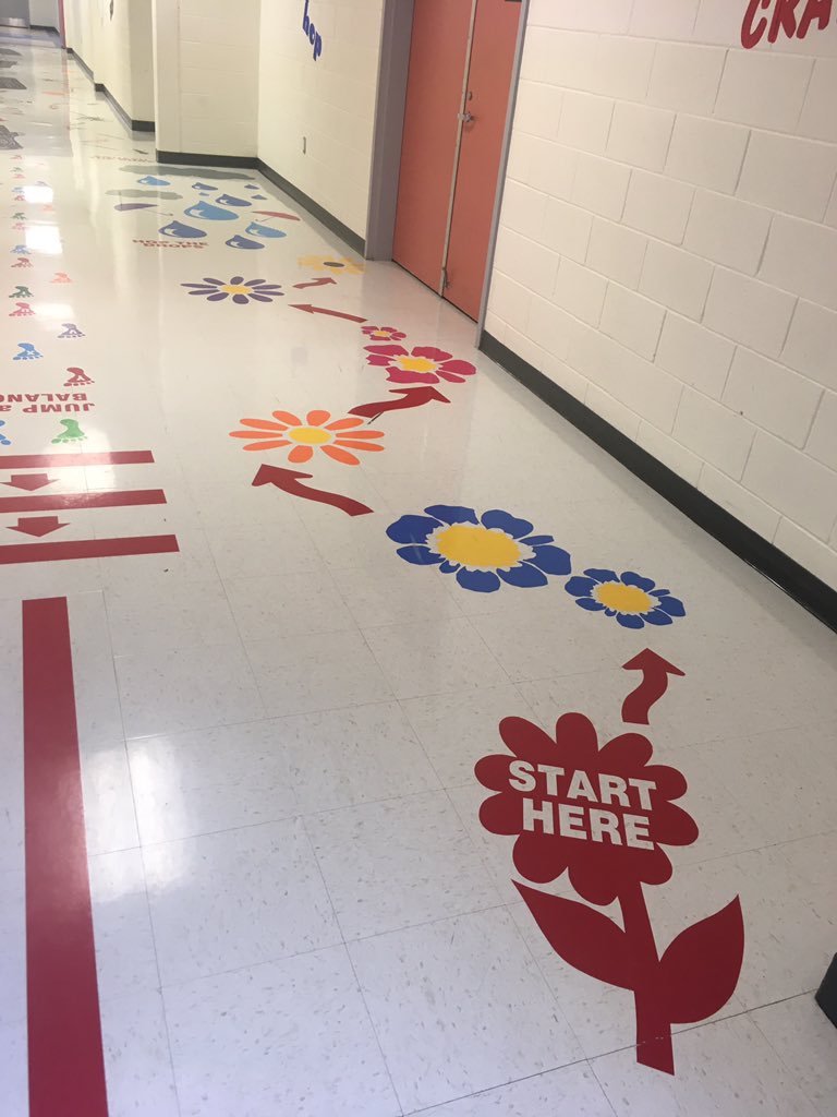 emily_derrah's tweet photo. One of the many joys of being in schools...#EngagingKids #SensoryWorks #ASDWSchoolsCare https://t.co/cUrzbw9Sxs