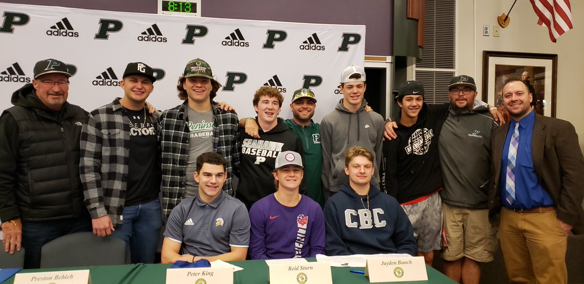 PenHighBaseball's tweet image. Congrats to these 6 PHS students who will be continuing their education as collegiate student-athletes! #PeninsulaProud 

And a special CONGRATS to our 3 baseball players⚾️👏  

@peterking253➡️ @SanJoseStateBSB
@reidsturn08 ➡️ @linfieldbsb 
@bunchy_20 ➡️ @CBCollege 

#signingday