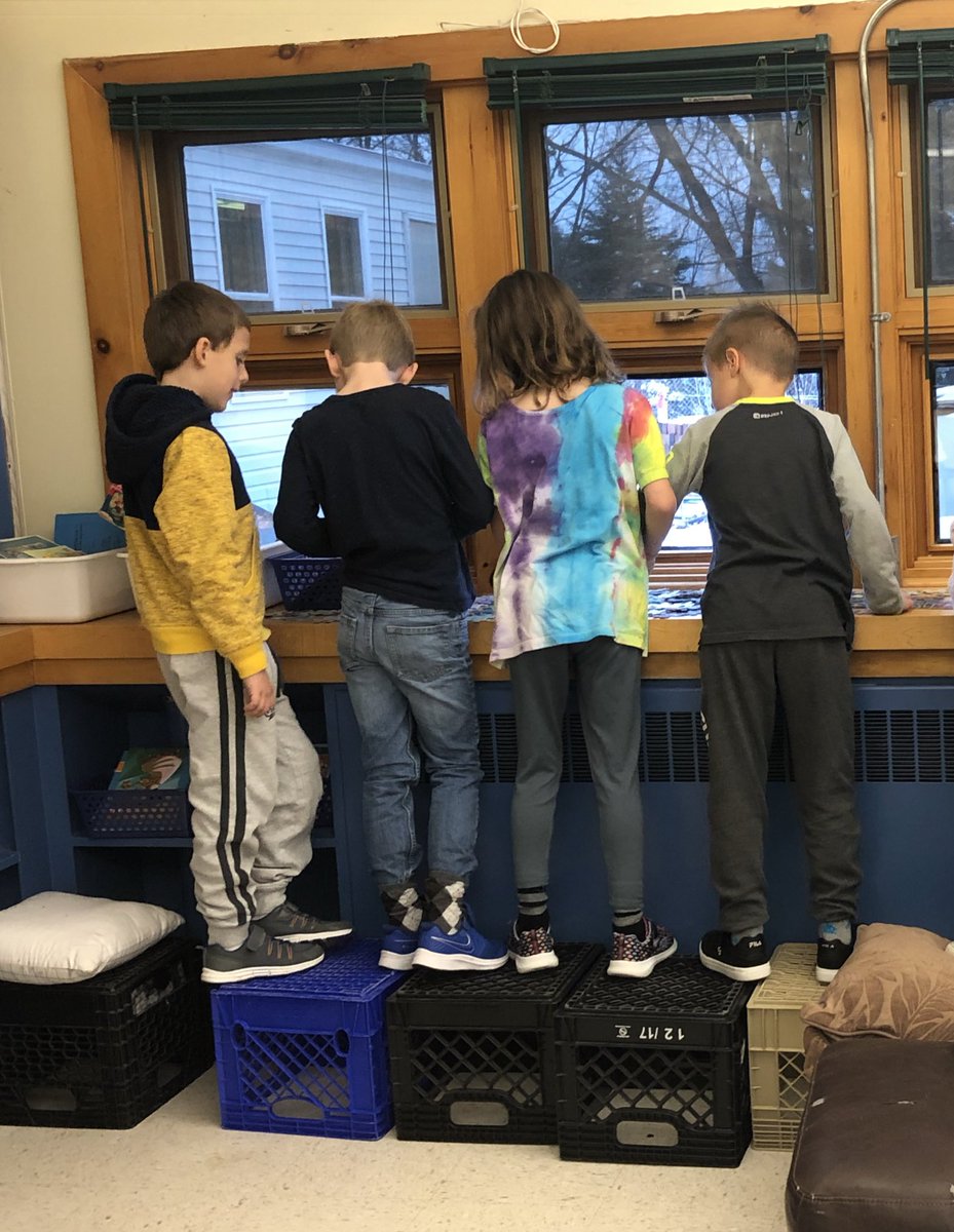 madame_jasmine's tweet image. Puzzle assemblers unite during this morning’s #softentry 🧩 @ASDWLimelight Our class is on its 13th puzzle! #cssengage #grade2