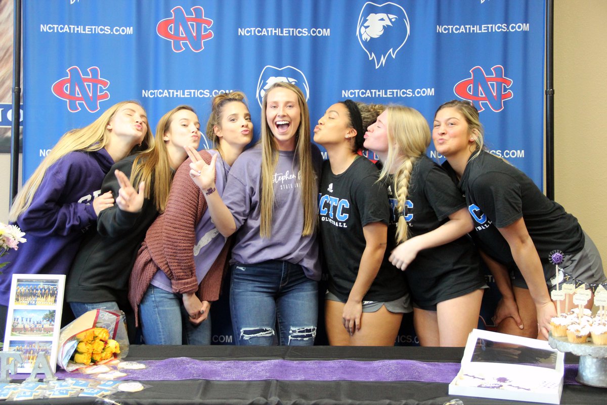 nctclions's tweet photo. NCTC Sophomore Allie Hamsher signed to continue her volleyball career with @SFA_Volleyball yesterday! 🏐#RaisetheAxe #AxeEm #NCTC #LionPride https://t.co/nq6heq9I9J