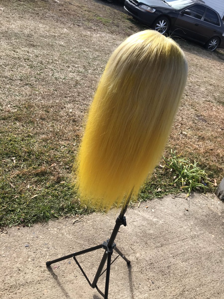 bossmane_ke_'s tweet image. When life gives you lemons 🍋 SQUEEZE 🥰💛
#customunit #customcolor #gramfam #handsewn #WigByMe #WigsByKe