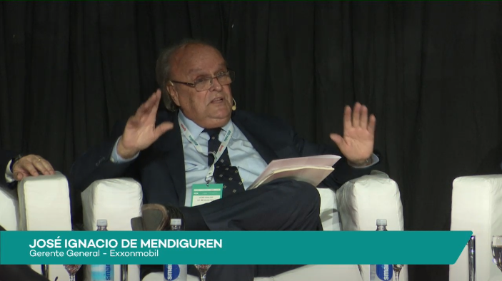 Cronistacom's tweet photo. @AperturaCom @CarlosTomada [AHORA] "Tenemos poca capacidad para ver venir las crisis", asegura @dmvasco

En vivo acá: https://t.co/1hSQYP9q7Y | #LIDERES2019 https://t.co/5Su8OupC16