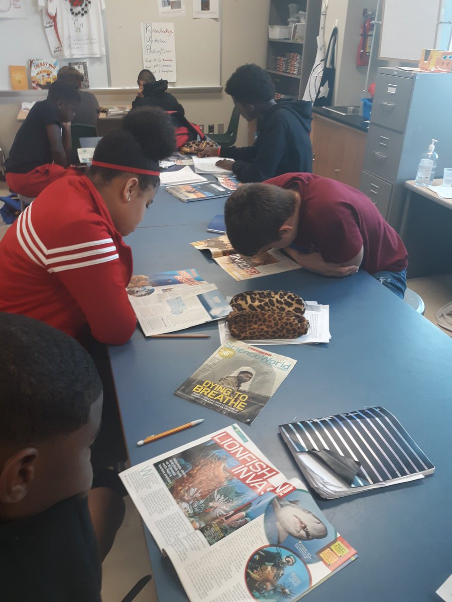 Rodeopalms_sci's tweet image. Reading current events about the world's ecosystems.