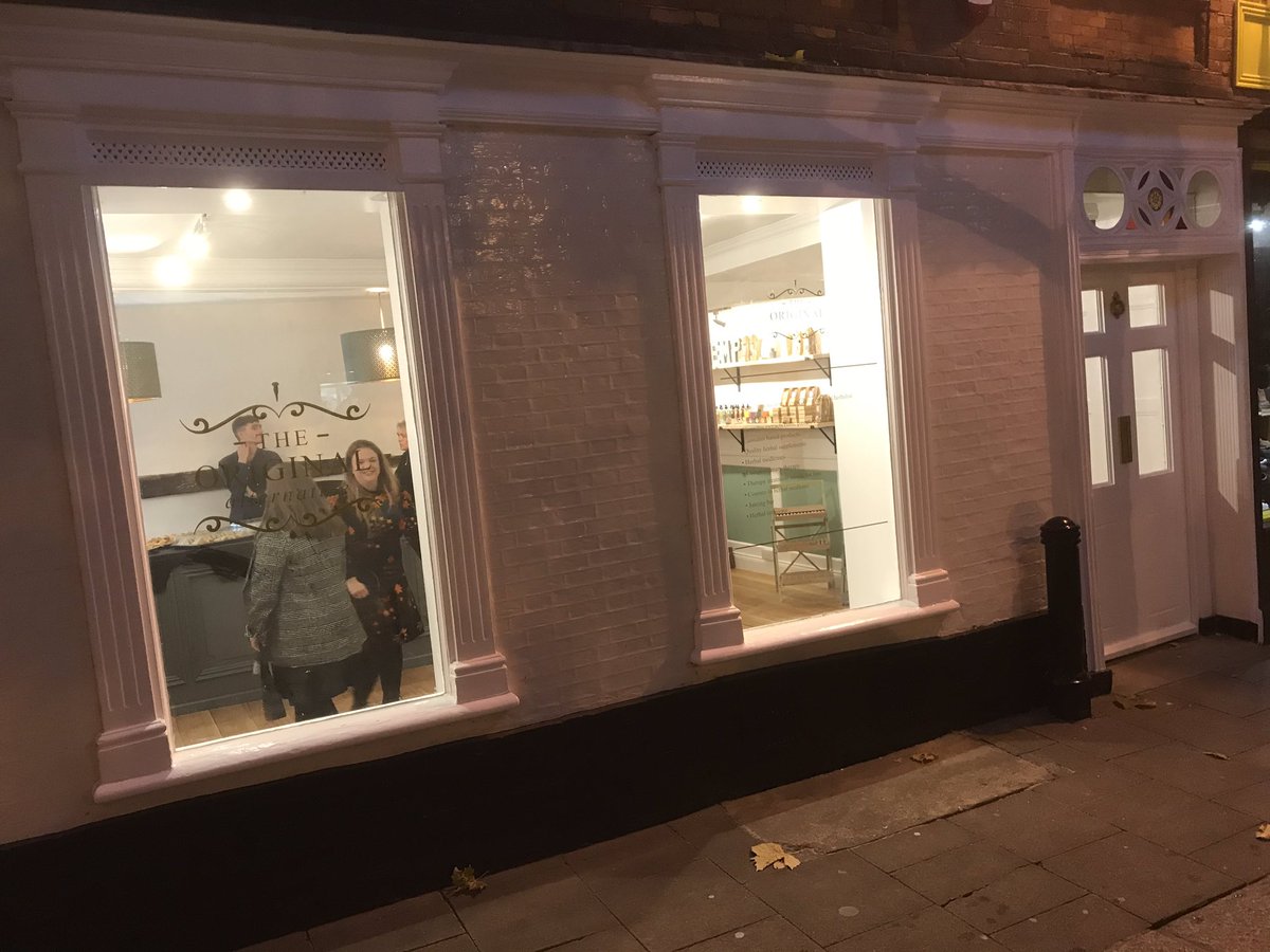 MarkourbseBID's tweet photo. &amp; here’s two other new business locations in @ourburysteds Clares Bridal Studio has relocated into Guildhall St &amp; the Original Alternative is a new retail business in The Traverse. Bury is still a great place to run a business. #BuyBury #LoveLocal #IndependentBusinesses https://t.co/dyeJLRHsOB