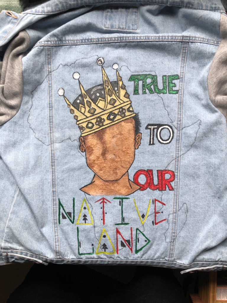 treyfromthe3's tweet image. My first jacket customization 😌 inspired by our unbreakable ties to the mother land 🔥