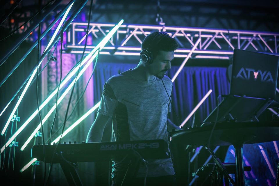 CervantesDenver's tweet photo. Come enjoy the music of #ATYYA at #CervantesMasterpieceBallroom!
Catch him supporting #WHYTRBBT (@antennaemusic & @ERIELINDIGO) and @govindamusic with @SkinnyLimbs on Saturday, November 30th.
Tickets: https://t.co/bhWNFa3uzw
Presented by @ECpresents https://t.co/JYhzWhFV9j