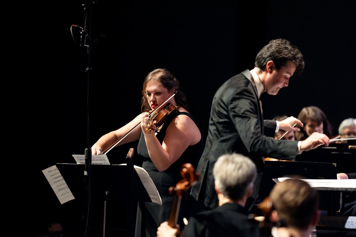 cklopoushak's tweet image. A few more photos from Saturday’s concert with the @ssoyxe. What a blast!  I’m currently experiencing that post-concert emotional hangover...  any other artists know what I’m talking about?  (It’s a good thing). @CanadaCouncil #instrumentbank #vuillaume #hangover