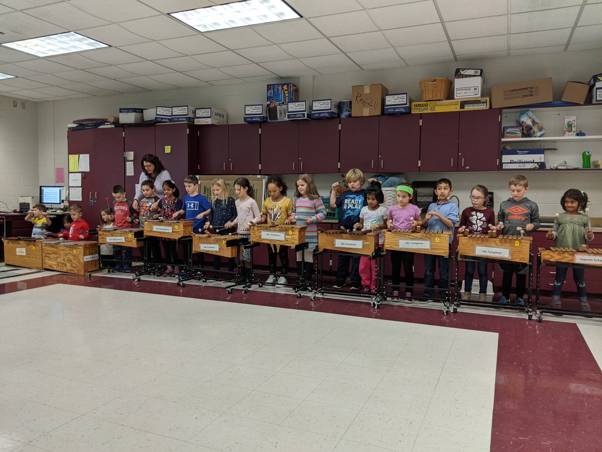 Mrs. Carr's Class was working hard on playing half notes in our "I'm a Nut" song.  So much fun!  #ConcordJags #GVfeeling <a href="/GVMusicDept/">Garnet Valley Music</a>