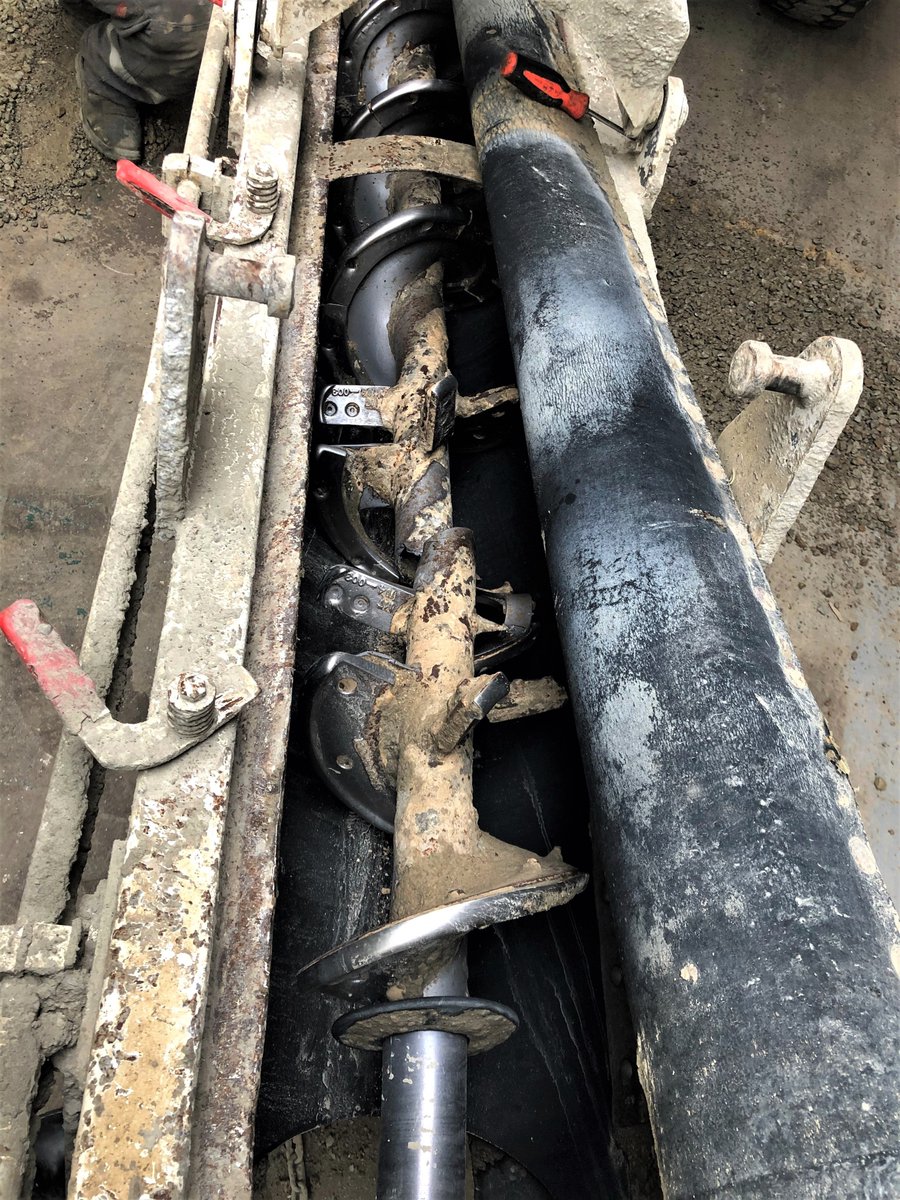 ArmconMixers's tweet photo. Keeping mixers on the road in emergencies π #Armcon #Britishmade #Serviceteam #4thEmergencyService π¬π§οΈ https://t.co/T0ZGzO5IKc