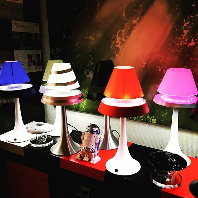Habillez votre intérieur avec une de ces lampe en lévitation !
#lampe #levitation  #decorationinterieur ift.tt/2OtpYeC