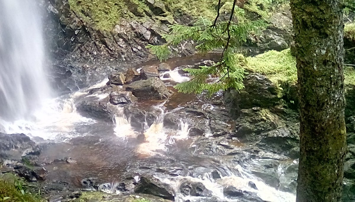 DavidRoger1951's tweet photo. Looking back to a visit to #Plodda Falls - "Boosted by snow-melt, diminished by drought, always drawn to your undemanding presence. Water. Falling. Scwd. Eas. Foss." https://t.co/dflrxsrIPs