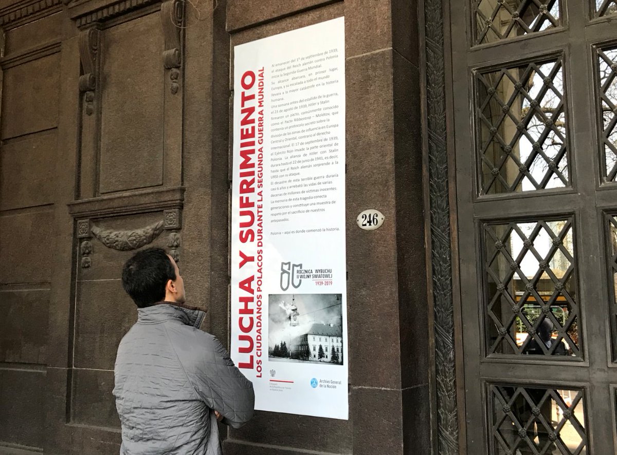 PLenArgentina's tweet photo. Mañana ultimo dia de la muestra "Lucha y sufrimiento" sobre #80WW en el @AGNArgentina av. Leandro Alem 246. Tylko do jutra można zobaczyć wystawę "Walka i cierpienie" w Buenos Aires. 
@RadioZagranica @CPolacos @iremosz @YoannaGB @noliszyma @BsAsTradePL @JudithSavloff @CMazzina https://t.co/GiYRTCGR45