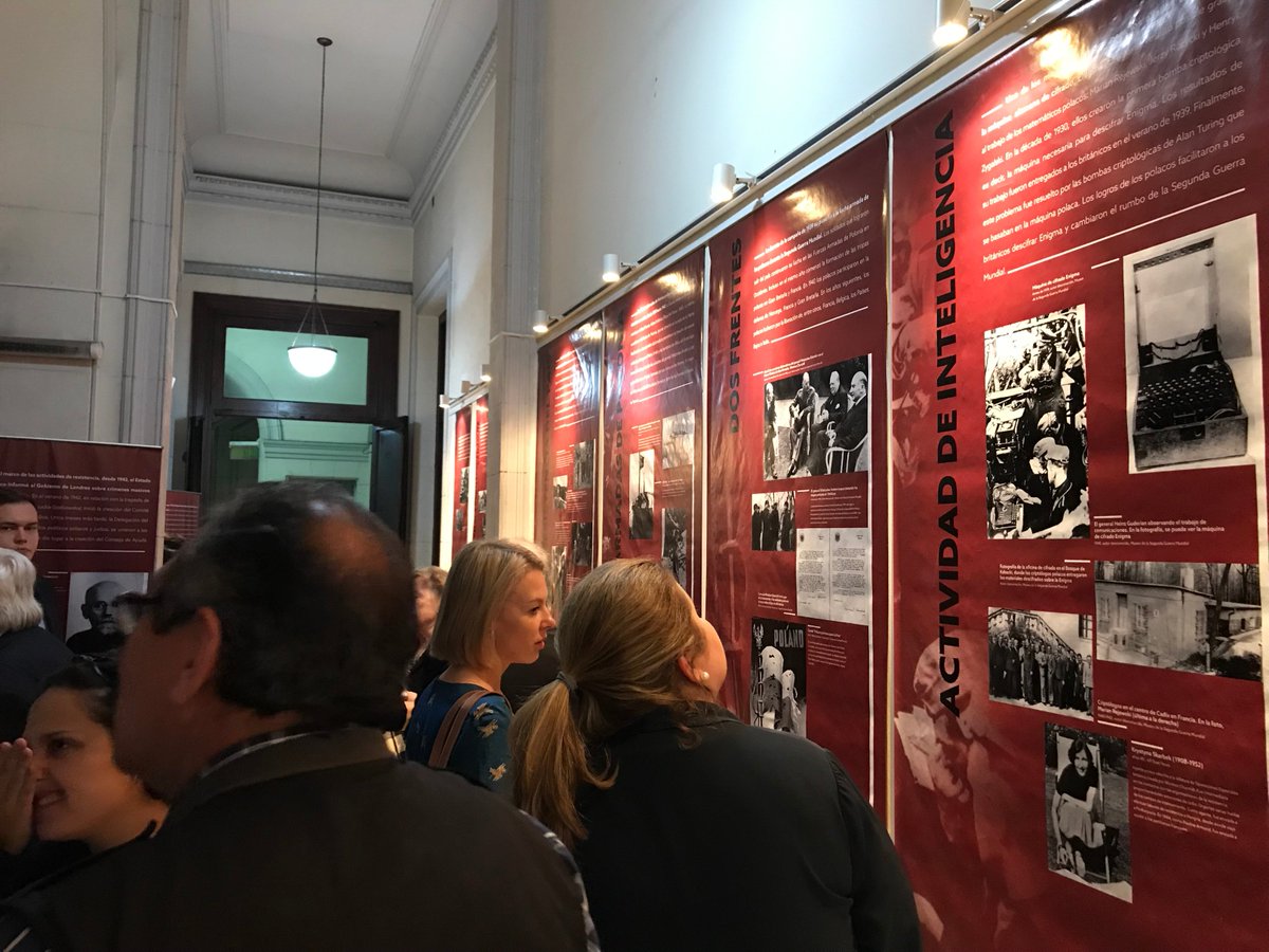 PLenArgentina's tweet photo. Mañana ultimo dia de la muestra "Lucha y sufrimiento" sobre #80WW en el @AGNArgentina av. Leandro Alem 246. Tylko do jutra można zobaczyć wystawę "Walka i cierpienie" w Buenos Aires. 
@RadioZagranica @CPolacos @iremosz @YoannaGB @noliszyma @BsAsTradePL @JudithSavloff @CMazzina https://t.co/GiYRTCGR45