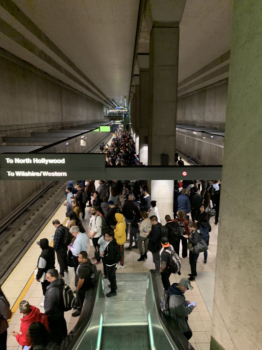 FailMetro's tweet image. Going to also start covering @metrolosangeles now after day 2 of this shit show at Union Station. Signal issues are spreading like the plague!🐀🚊🏳️#metrodeath #ladobetter #transitwhoas #worldclassmyass