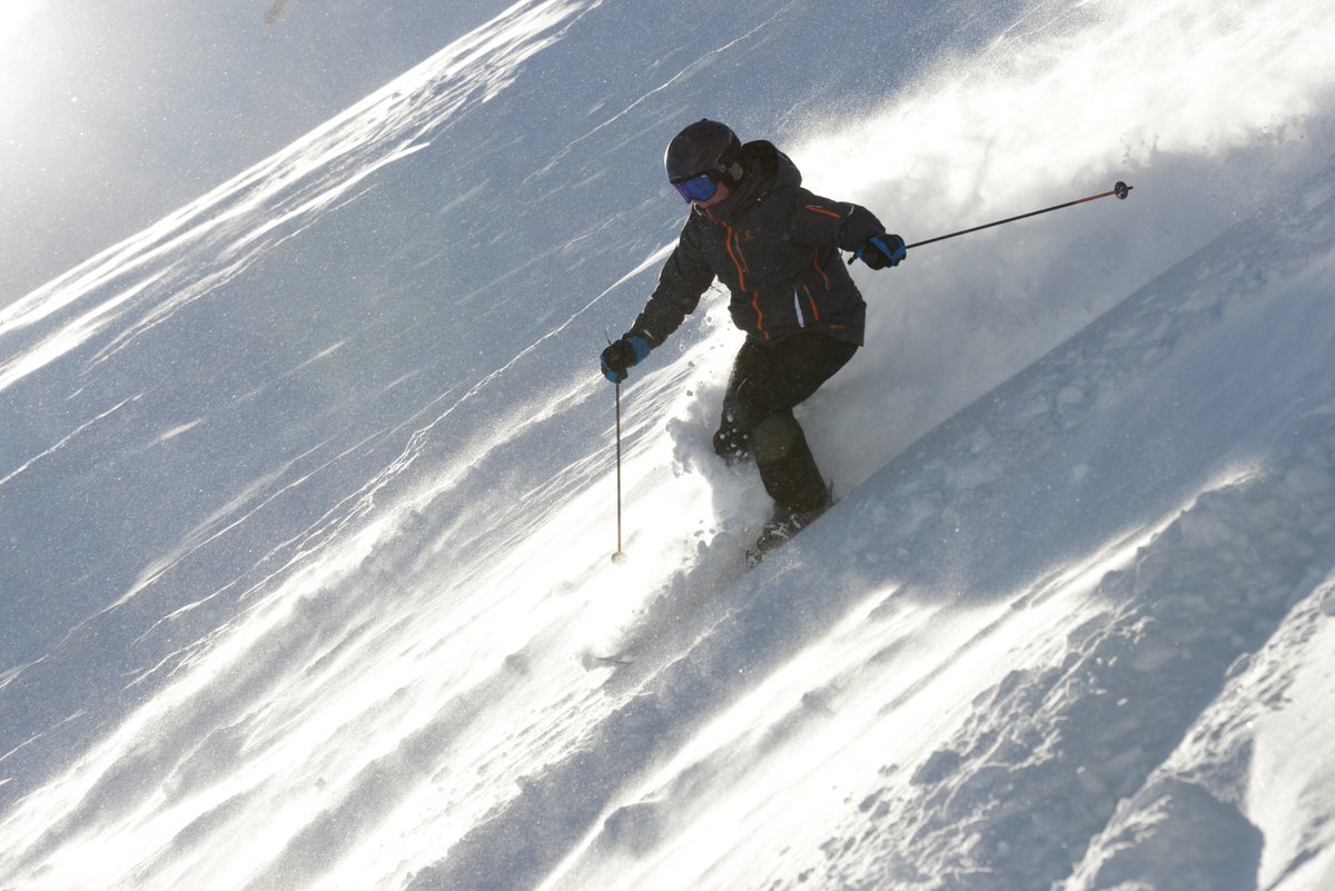 <a href="/bacoutdoor/">BAC Outdoor Leisure</a> Parents Ski Evening <a href="/StWilfridsCHS/">St Wilfrid's</a> Thursday. First to present this tweet=Prize. Discount Packs to buy. Hire Clothing for trip.