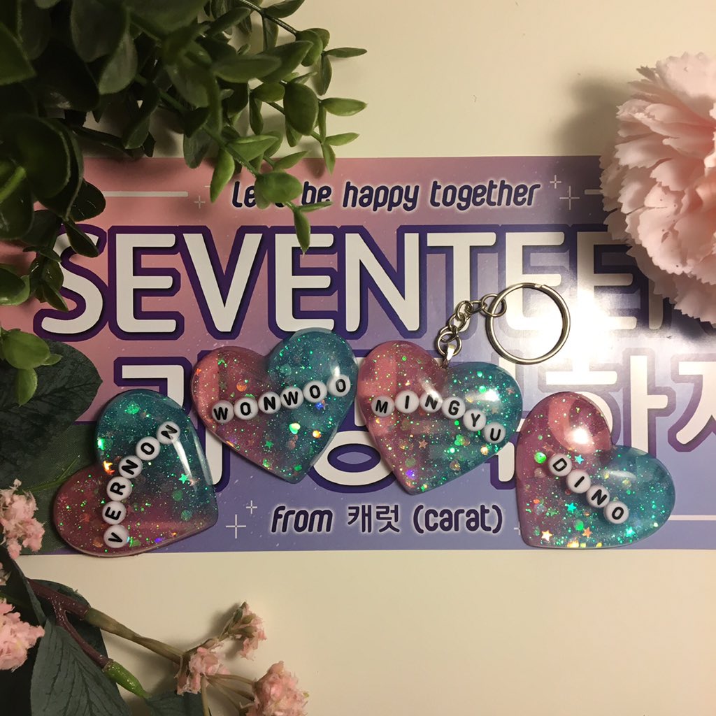 — Product Drop ✧ Seventeen Name Charms ⁎⁺˳✧༚
Recently I got into resin and worked on making seventeen charms before the US concert ~ I wanna make more 🥺 #ODEtoYOU #SEVENTEENinUSA #SeventeenCharms #ResinCharms #kpoppins #MINGYU #WONWOO #VERNON #DINO #SEVENTEEN #SVT