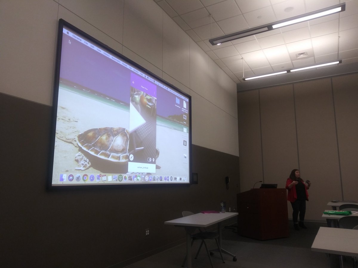 #esc11emerge @murphree_kim shows how to layer in #ObjectViewer   MERGE Cube to help littles find words in the real world.