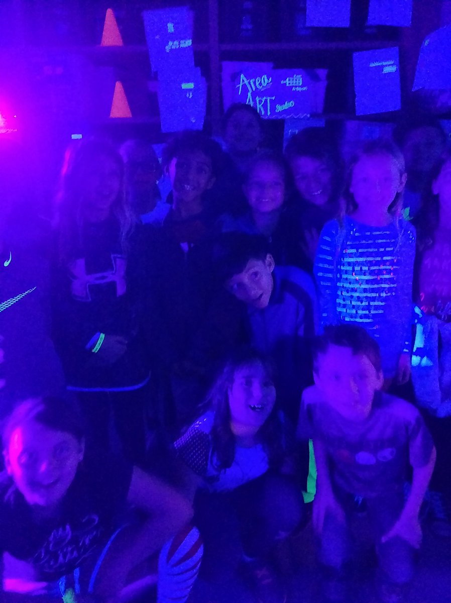 joelholtry's tweet image. We finished our @eureka_math exit tickets in highlighter. Then we created Area Art with @lizandjerm&apos;s black lights! @SandersSMES @herdof3rdSMES #ttwsmes