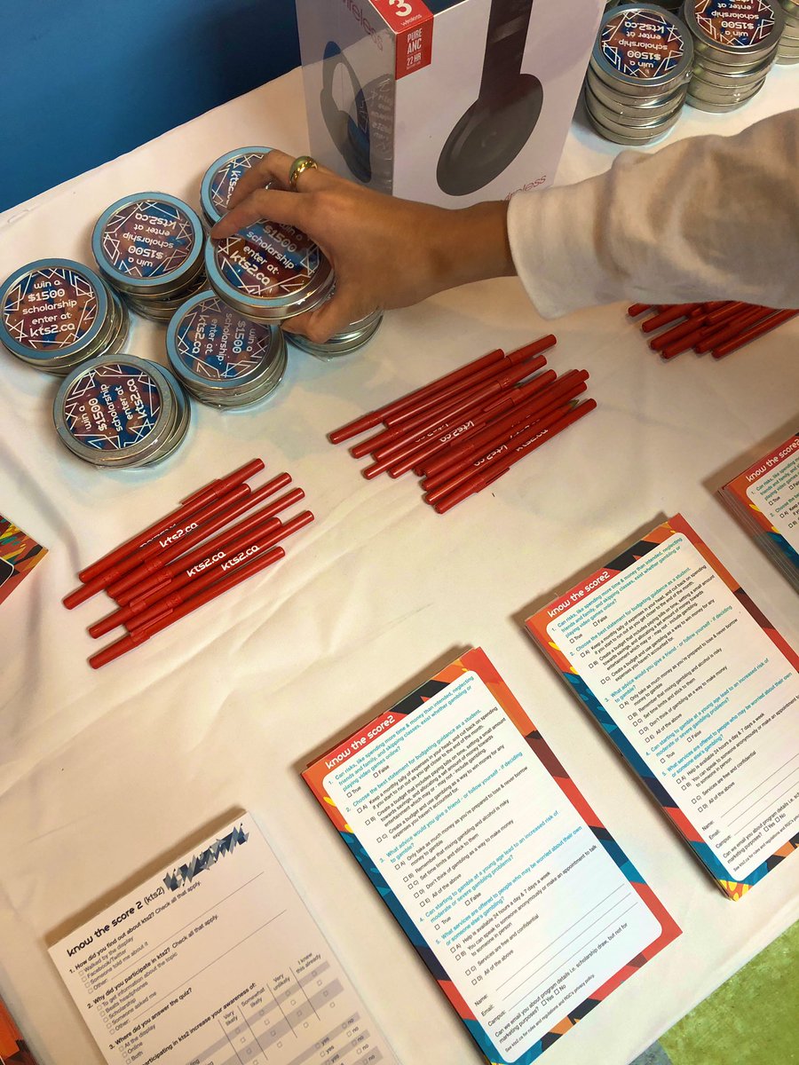knowthescore2's tweet photo. We’ve already had a bunch of @easterncollege Moncton students come and participate in our quiz! If you see tins of candy floating around on campus, this is the place to come grab your own! #kts2 #easterncollege #monctonnb https://t.co/cQabtxncGO