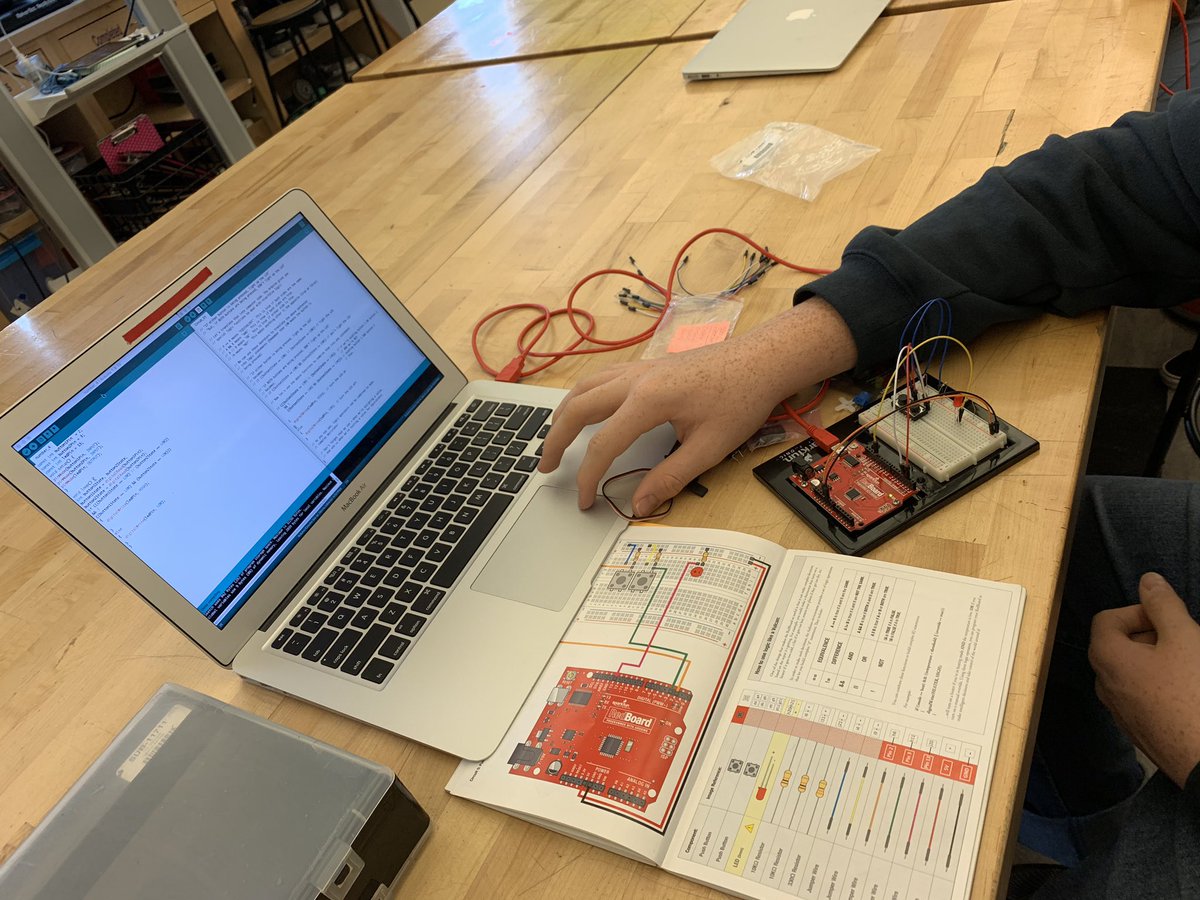 jhhsfablab's tweet photo. It’s that time of year!!  Arduino, coding and bread boarding!! #arduino #JHHS @TetonSchools Year One FabLab students learning some of basics so we can apply the technology later in the year! https://t.co/Y1apmzSi0g