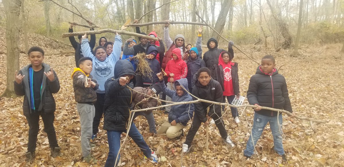 HeyMrMason1's tweet image. Building bonds that&apos;ll last a lifetime #multigrade #brotherhood  #americaneducationweek #AEW
#hemsatnorthbay #funin5th #HEMS #teamcityschools #BacktoSchoolBaltimore #CIRCLEUPCULTURE #wholechild #bmoreme @HazelwoodEMS210 @balcityschools @Aprice01P