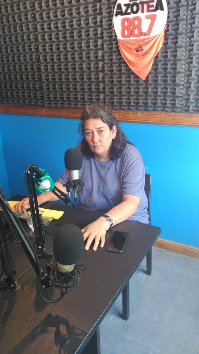 Tener a Marta Montero en el estudio agradeciendo que acompañemos la búsqueda de justicia por el femicidio de su hija Lucía Pérez, no hace más que confirmarnos que este es el camino correcto en la construcción de un mundo libre de patriarcado. 
#EstamosDondeTenemosQueEstar