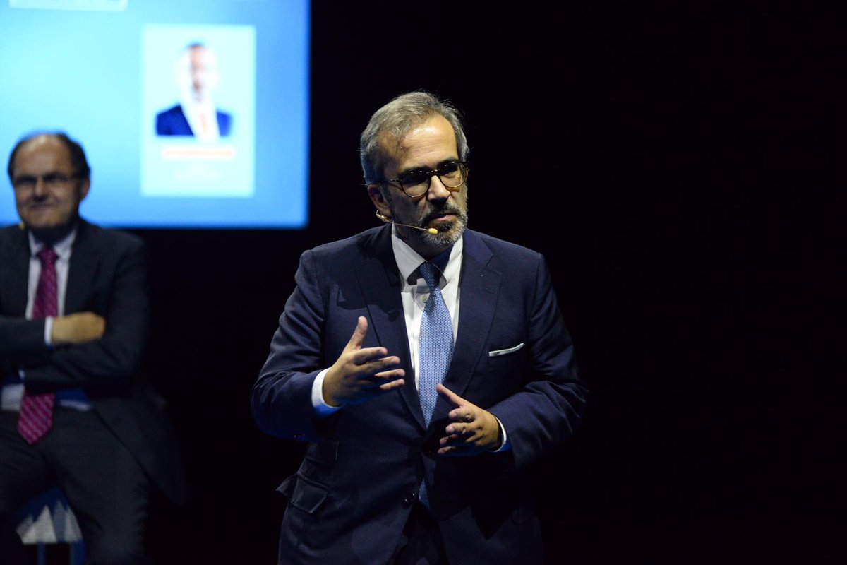 EPP's tweet photo. .@PauloRangel_pt We must support and promote our fundamental European values which have been the basis for peace and prosperity in our Union. #EPPtalks #EPPZagreb https://t.co/lJGItLUAzc