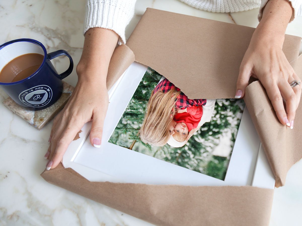 RichardPhotoLab's tweet photo. SALE! Unwrap a framed print for the holidays—30% off for one week only: https://t.co/RT6qQvGKdD
#richardphotolab #printyourwork #printyourphotos #photoprints #printsnotpixels #framedprint https://t.co/i1uazC3w5G