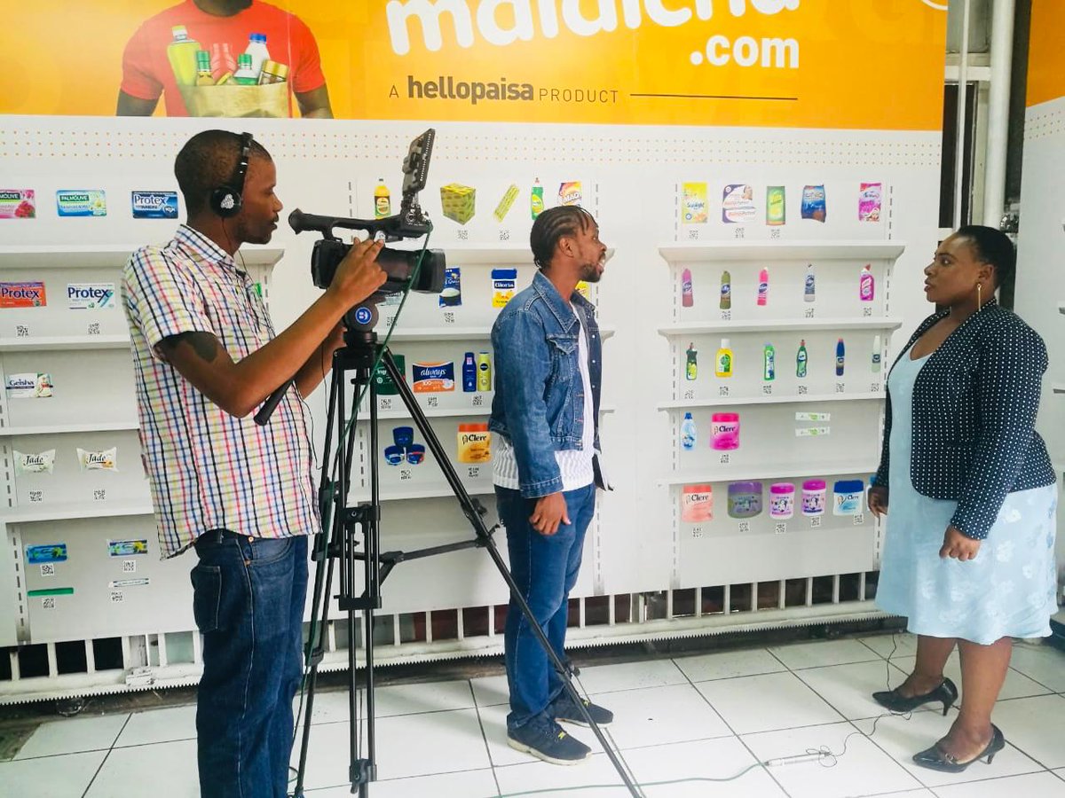 hellogroupsa's tweet photo. #BTS - We had the pleasure of hosting our MD @sayjil along with  @RyleeSuperstar of @cgtnafrica at our https://t.co/ebLDa52y1Z store in Braamfontein today. Stay tuned to our timeline for more info on the interview.🎥 #Malaicha #GameChanger https://t.co/8R1ZxlYKMx