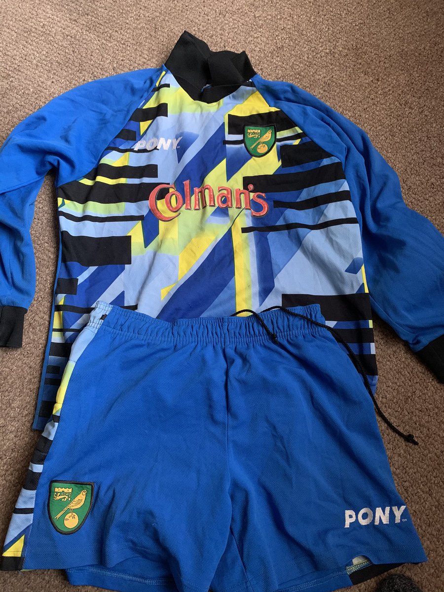 FootballMemora1's tweet photo. Retro kids #ncfc kits for sale https://t.co/sOUkPCARGQ