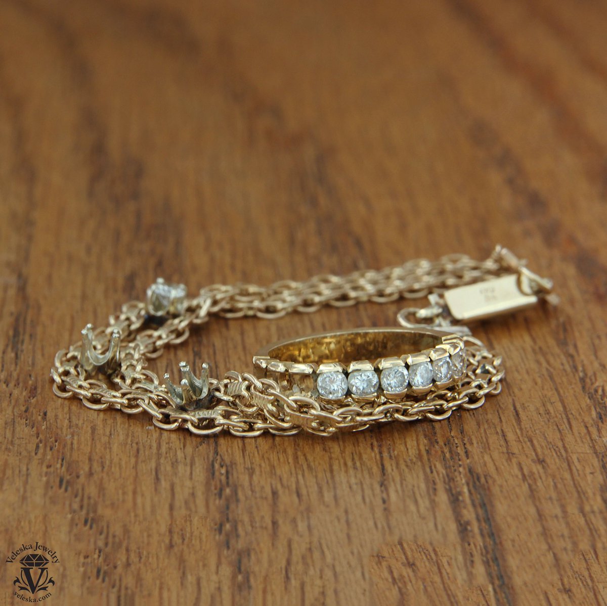 veleska's tweet photo. Our custom highlight is a 14K white gold pendant made with diamonds from our client's old, inherited, yellow gold jewelry. Is there a piece in your jewelry box collecting dust? Bring it in! We will create something fabulous for you to wear while keeping the memories alive. https://t.co/ceYQTVLPnB