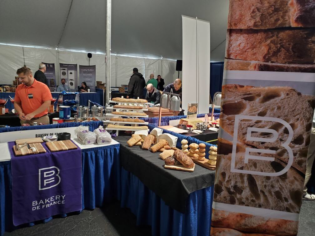 BakerydeFrance's tweet photo. Enjoying the NPN show! Thanks National Purchasing Network for hosting! https://t.co/Kmzg129K0H