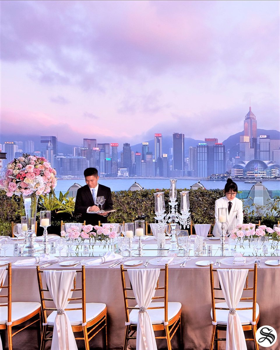 SecretServElite's tweet photo. Your dinner al fresco in Hong Kong ! Let us take care of your magical private events. ✨✨📲 Call your private Concierge @SecretServElite 

#peninsulahongkong  #peninsulahotel  #GrandeDameoftheFarEast  #HongKong #hongkonger #hongkongfod https://t.co/P7YwY6jIZT