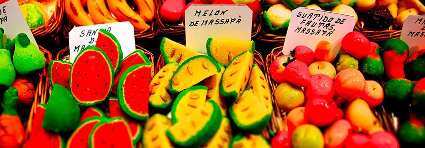 colourverse_uk's tweet photo. Colour affects buying: according to Martin Lindstrom, in his book Brandwashed, consumers buy more bananas if their peels are PMS 12-0752 (Buttercup) rather than the slightly brighter Pantone color 13-0858 (Vibrant Yellow). Banana growers have responded accordingly... Mad... https://t.co/uV99eQn0uz