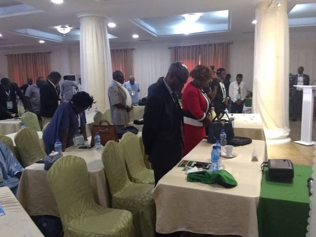 institute_amn's tweet photo. Let’s pray Shall we? The closing Prayer & A vote of Thanks from Mr Richard Ogundele @Rbo2023 #ThinkForward #Thinkforwardwithiamn #Agribusiness #Agribusinessconference https://t.co/cdvJqDGA5q