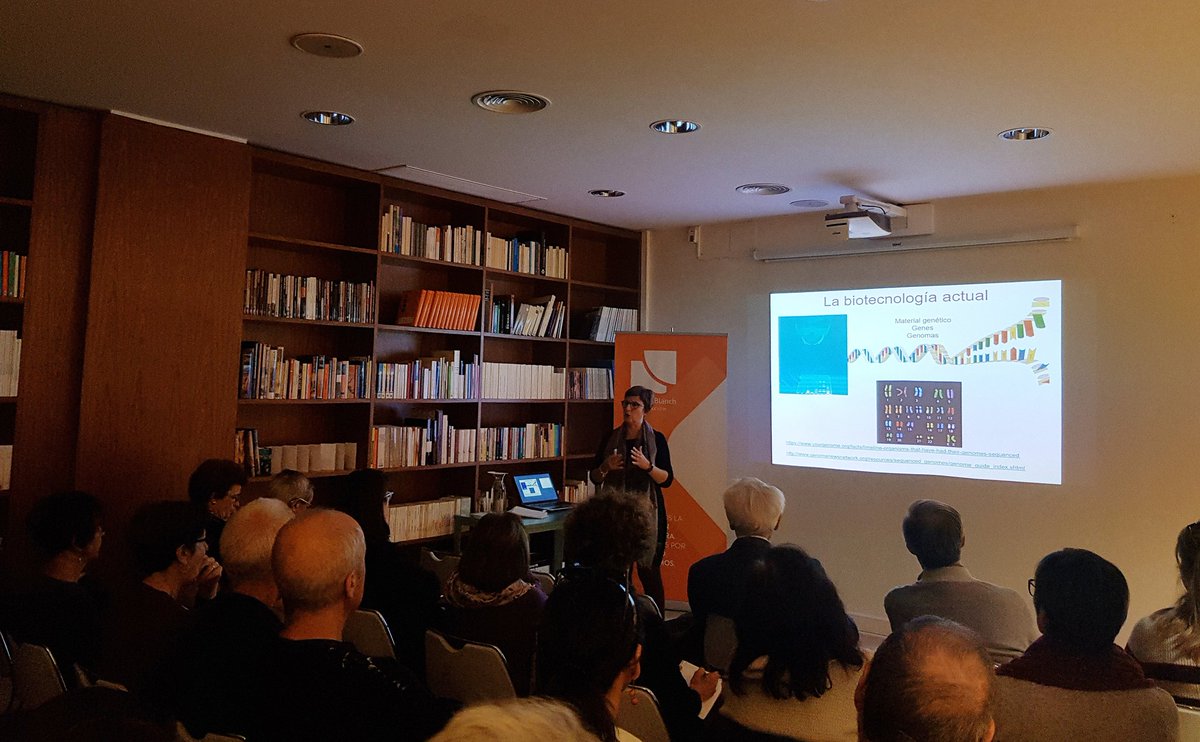 FCanadaBlanch's tweet photo. 🦠¿Cómo nos ayuda la biotecnología a retirar la contaminación del medio ambiente?
👩🔬Nos lo cuenta Emilia Matallana, catedrática de @UV_EG en una nueva sesión de #Conectalks
@CEFIREambitCTEM @GVA_Cefire @Inst_Magnanim @CdCienciaUV https://t.co/gBXIme4NAF