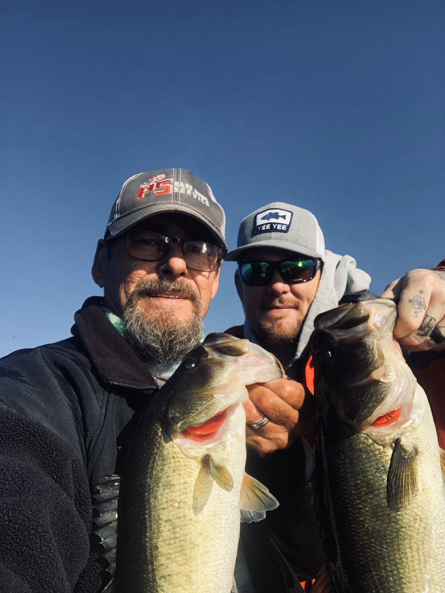 PSbassguide's tweet photo. Hey @bassfisher3k @MattZdrazil recognize this grunt? Wednesday tourney results 1st Place 13.14lbs, #chatterbait โค๏ธ Hydrilla 7ft. ๐ฆ65*, ๐จW 2-5 mph, โ๏ธ57-70, Wanning Cresent๐..#bigtoho double hook-up, partner #tailspin swim.... In attendance: #CharleyHartley #TerrySeagraves https://t.co/LzwoVdmFkO